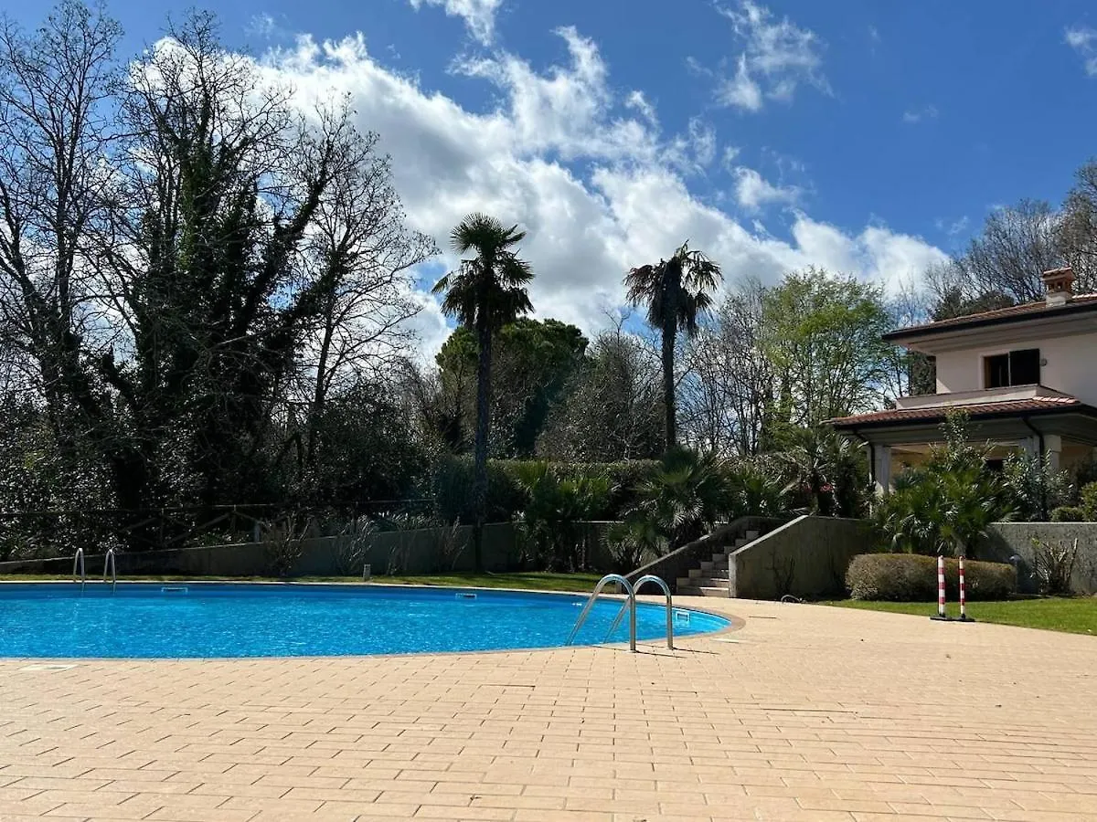 New Garda Golf Villa With Pool And Private Garden Polpenazze del Garda